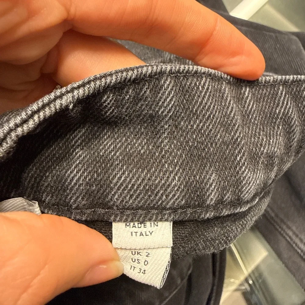 Burberry Jeans (0) - Picture 4 of 6